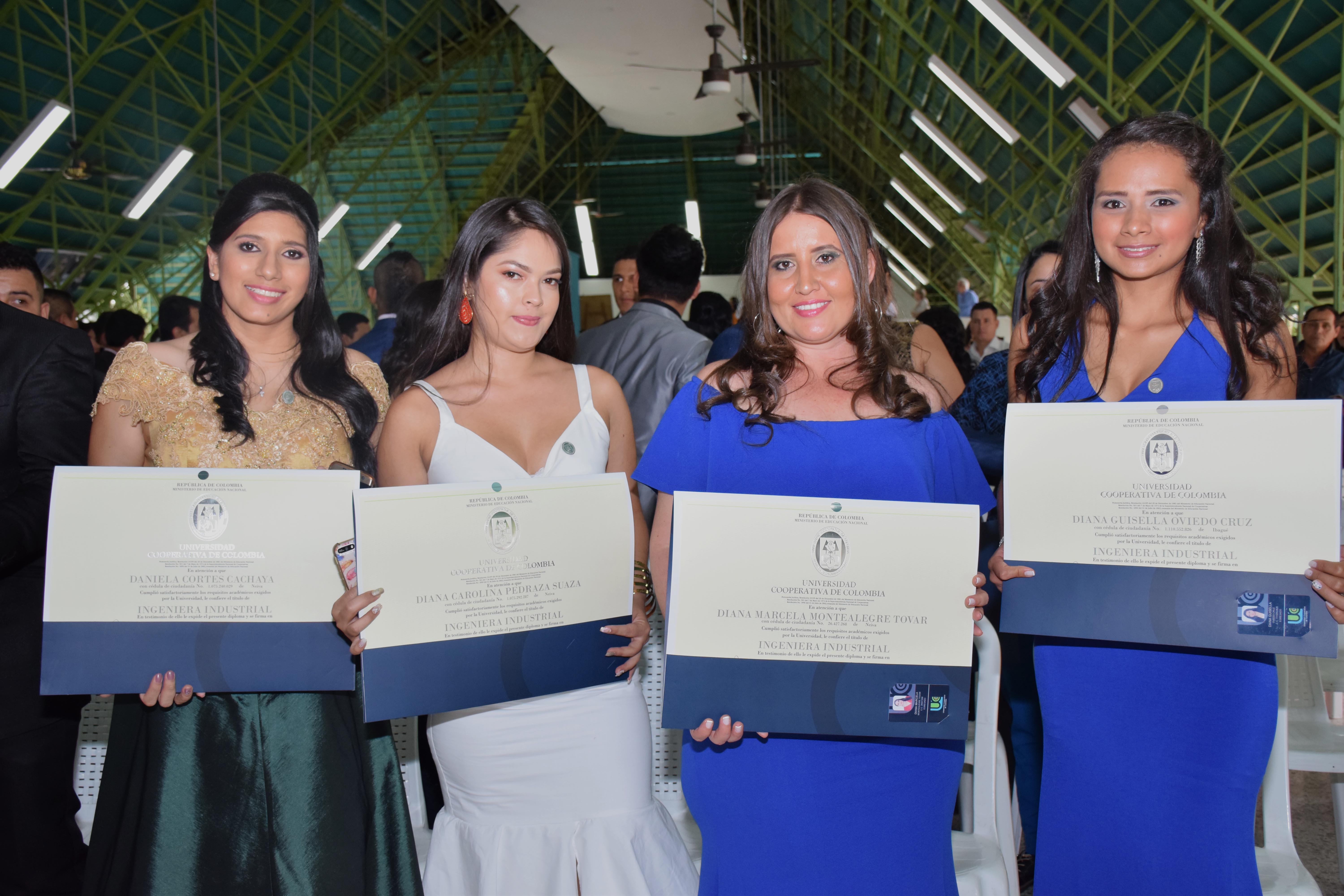 Daniela Cortes, Diana Carolina Pedraza, Diana Marcela Montealegre, Diana Guisella Oviedo.
